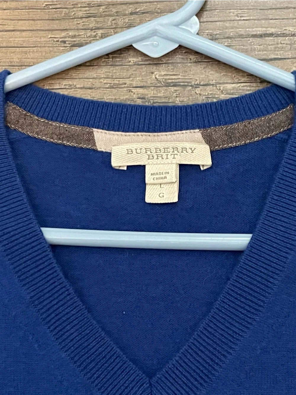 Burberry Brit Royal Blue Cashmere Cotton V-Neck Sweater with Nova Check Large